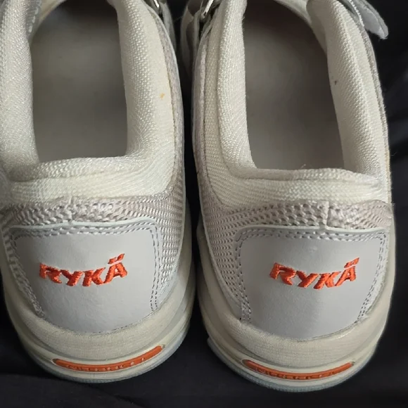 RYKA Gray Athletic Shoes with Textured Fabric - Picture 7 of 9